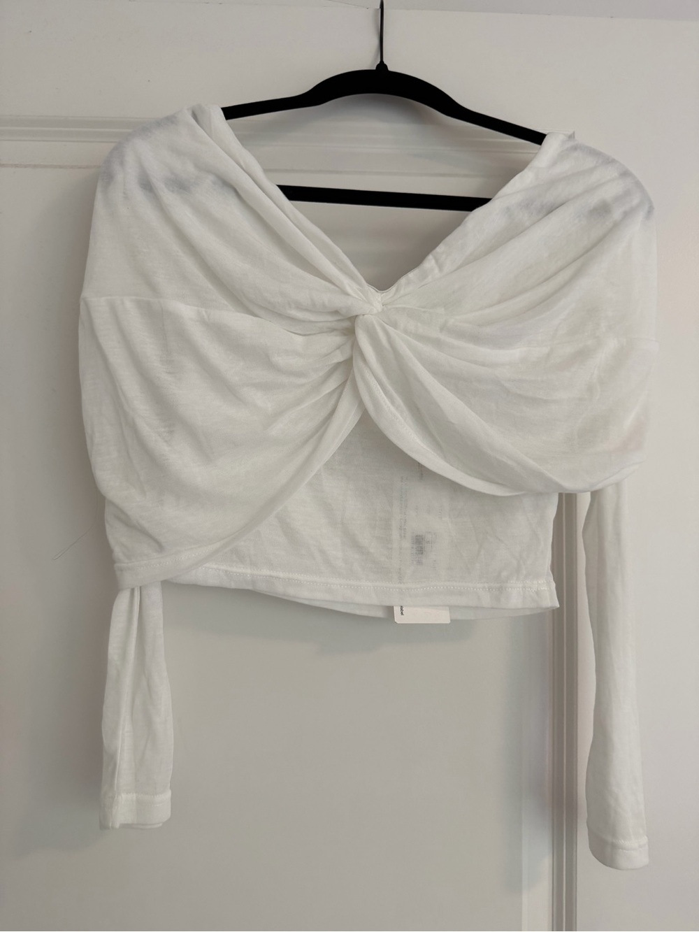 Knot-Front White Long Sleeve Crop Top